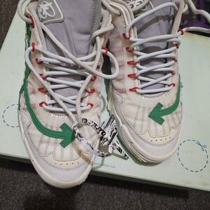 Off-White Arrow Sneakers